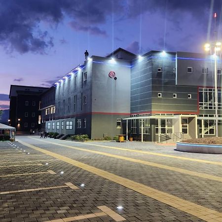 Kompleksi Cfn Albania Bucimas Exteriér fotografie